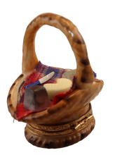 Load image into Gallery viewer, SKU# 10001 - Cheeses to go