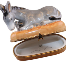 Lade das Bild in den Galerie-Viewer, SKU# 16001 Nativity - Donkey