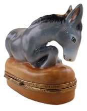 Lade das Bild in den Galerie-Viewer, SKU# 16001 Nativity - Donkey