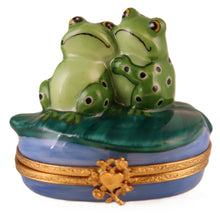 Cargar imagen en el visor de la galería, SKU# 16022 - Two frogs on leaf