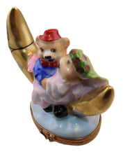 Cargar imagen en el visor de la galería, SKU# 2450 - Lovers on the moon.