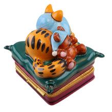 Cargar imagen en el visor de la galería, SKU# 3275 - Garfield