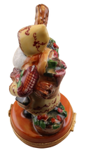 Lade das Bild in den Galerie-Viewer, Artikelnummer 3332 - Provenzalischer Weihnachtsmann von Lynn Haney