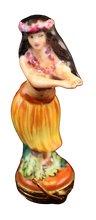 Load image into Gallery viewer, SKU# 3528 - Hula Girl