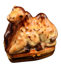 Cargar imagen en el visor de la galería, SKU# 36007 Natividad - Camello