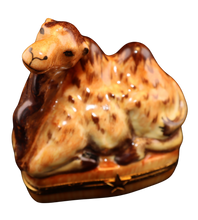 Cargar imagen en el visor de la galería, SKU# 36007 Natividad - Camello