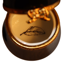 Cargar imagen en el visor de la galería, SKU# 36008 - Sombrero de mago con paloma - (RETIRADO)