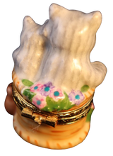 Lade das Bild in den Galerie-Viewer, SKU# 36009 - Kätzchen im Korb