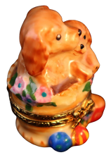 Cargar imagen en el visor de la galería, SKU# 36011 - Cachorros en canasta - (RETIRADO