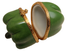 Load image into Gallery viewer, SKU# 36045 - Green Bell Pepper