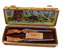 Cargar imagen en el visor de la galería, SKU# 37007 - Estuche para rifle con dos rifles: Jabalí - (RETIRADO)