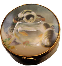 Lade das Bild in den Galerie-Viewer, SKU# 5251B - Cat Goes Fishing - decal box.