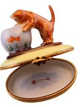Cargar imagen en el visor de la galería, SKU# 6029 - Gatito con pecera