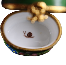 Cargar imagen en el visor de la galería, SKU# 6042 - Regadera Verde