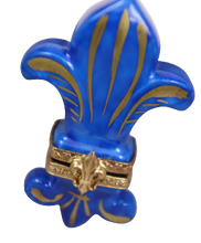 Load image into Gallery viewer, SKU# 6300 - Fleur De Lys Blue