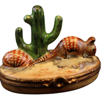 Load image into Gallery viewer, SKU# 6412 - Armadillo