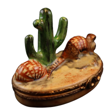 Load image into Gallery viewer, SKU# 6412 - Armadillo