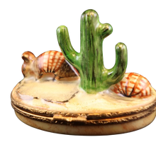 Load image into Gallery viewer, SKU# 6412 - Armadillo
