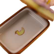 Cargar imagen en el visor de la galería, SKU# 6425 - Bebé con pelota - (RETIRADO)