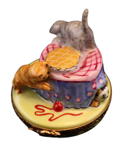 Cargar imagen en el visor de la galería, SKU# 6976 - 3 Gatitos