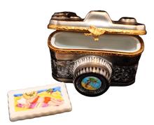 Load image into Gallery viewer, SKU# 7118 - Holiday Camera