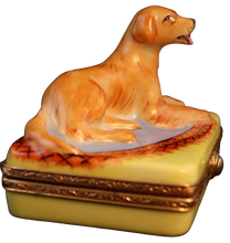Load image into Gallery viewer, SKU# 7130 - Golden Retriever
