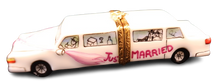 Cargar imagen en el visor de la galería, SKU# 7227 - Limusina para recién casados