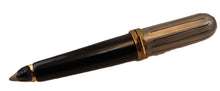 Cargar imagen en el visor de la galería, SKU# 7321 - Pluma estilográfica de abogado (retirada)