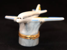 Lade das Bild in den Galerie-Viewer, SKU# 7363 - Flugzeug