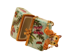 Cargar imagen en el visor de la galería, SKU# 7499 - Gatito en bolsa de compras