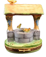 Cargar imagen en el visor de la galería, SKU# 7538 - Pozo de los deseos con pájaros amarillos