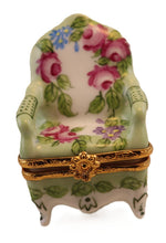 Lade das Bild in den Galerie-Viewer, SKU# 7566 - Armchair: Flower design
