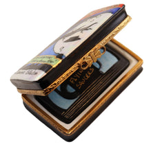 Lade das Bild in den Galerie-Viewer, SKU# 7618 - Videokassette: Fliegende Untertassen - (AUSGESTATTET)