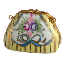 Lade das Bild in den Galerie-Viewer, SKU# 7686 - Geldbörse mit Kette: Recamier Jaune-