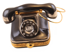 Load image into Gallery viewer, SKU# 7701 - Square Black Old Fashionned Telephone