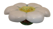 Load image into Gallery viewer, SKU# 7712 - 'He Loves Me' Daisy
