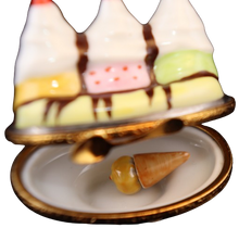 Load image into Gallery viewer, SKU# 7722B - Chocolate Banana Split & Ice Cream cone.