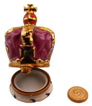 Cargar imagen en el visor de la galería, SKU# 7731 - Corona real dorada