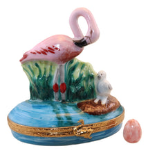 Cargar imagen en el visor de la galería, SKU# 7738 - Flamenco rosado en estanque azul.