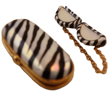 Load image into Gallery viewer, SKU# 7786 - Sunglasses In Case Zebra