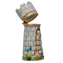 Cargar imagen en el visor de la galería, SKU# 7794 - Rapunzel - Primer rizo