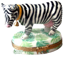 Cargar imagen en el visor de la galería, SKU# 7819 - Vaca cebra