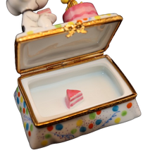 Load image into Gallery viewer, SKU# 8451 - Snoopy and Woostock Birthday from the Peanuts© collection.