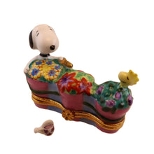Load image into Gallery viewer, SKU# 8452 - Snoopy and Woostock from the Peanuts © collection