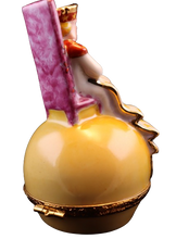 Lade das Bild in den Galerie-Viewer, SKU# 8484 - Der König aus der Geschichte vom Kleinen Prinzen