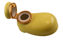 Lade das Bild in den Galerie-Viewer, SKU# 8517 - Mickey' Shoe- Disney © collection.