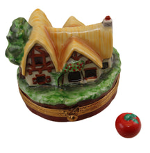 Lade das Bild in den Galerie-Viewer, SKU# 8543 - Snow White's Cottage - Disney © collection