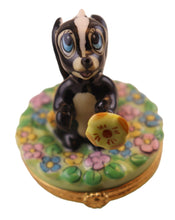 Load image into Gallery viewer, SKU# 8548 - Flower - Disney© collection