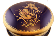 Cargar imagen en el visor de la galería, SKU# F15-GOLD-INCRUST Very Large Bleu de Four (Cobalt Blue) Round Box with Real Gold Incrustation with agate polishing finish.