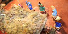 Lade das Bild in den Galerie-Viewer, CRECHE - COMPLETE